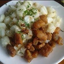 Mote con chicharrón